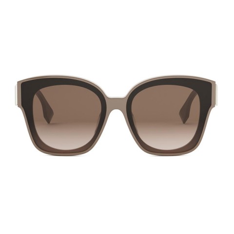 Fendi First | Woman sunglasses